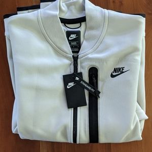 Nike Accordian Style Zip-Up Size Large Tall